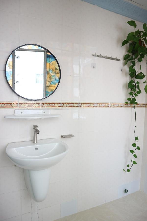 Loan Vo Hostel โฮจิมินห์ซิตี้ ภายนอก รูปภาพ