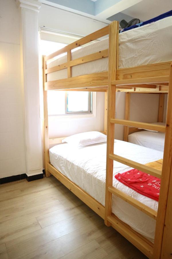 Loan Vo Hostel โฮจิมินห์ซิตี้ ภายนอก รูปภาพ