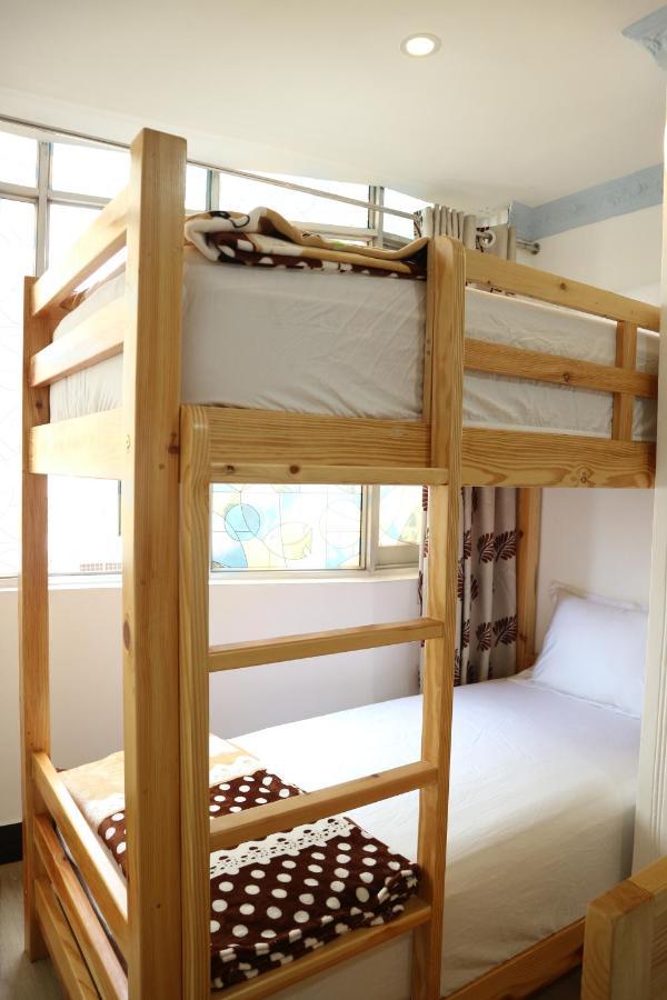 Loan Vo Hostel โฮจิมินห์ซิตี้ ภายนอก รูปภาพ